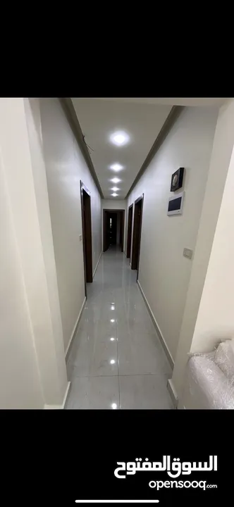 شقة جديدة غير مسكونة للبيع في طبربور مع مكيفات جداد و مطبخ راكب