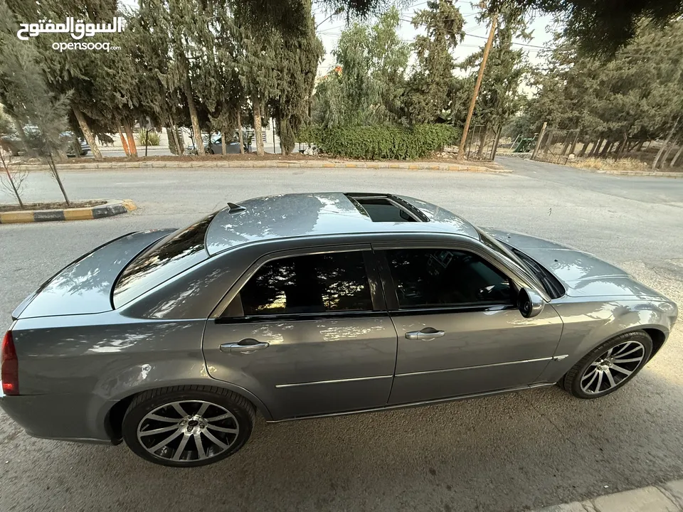 ‏chrysler 300c 2006 6.1srt