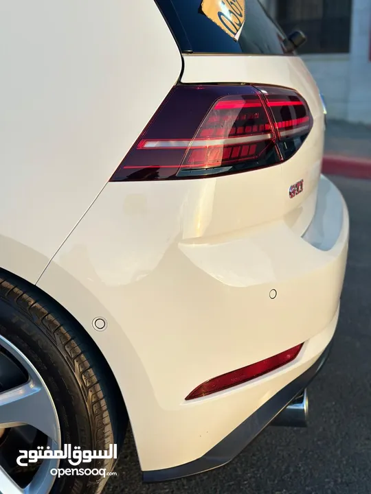 جولف GTI MK7.5 PERFORMANCE فل اضافااات ولا جرام بوية بحالة الوكالة عداد اصلي 47