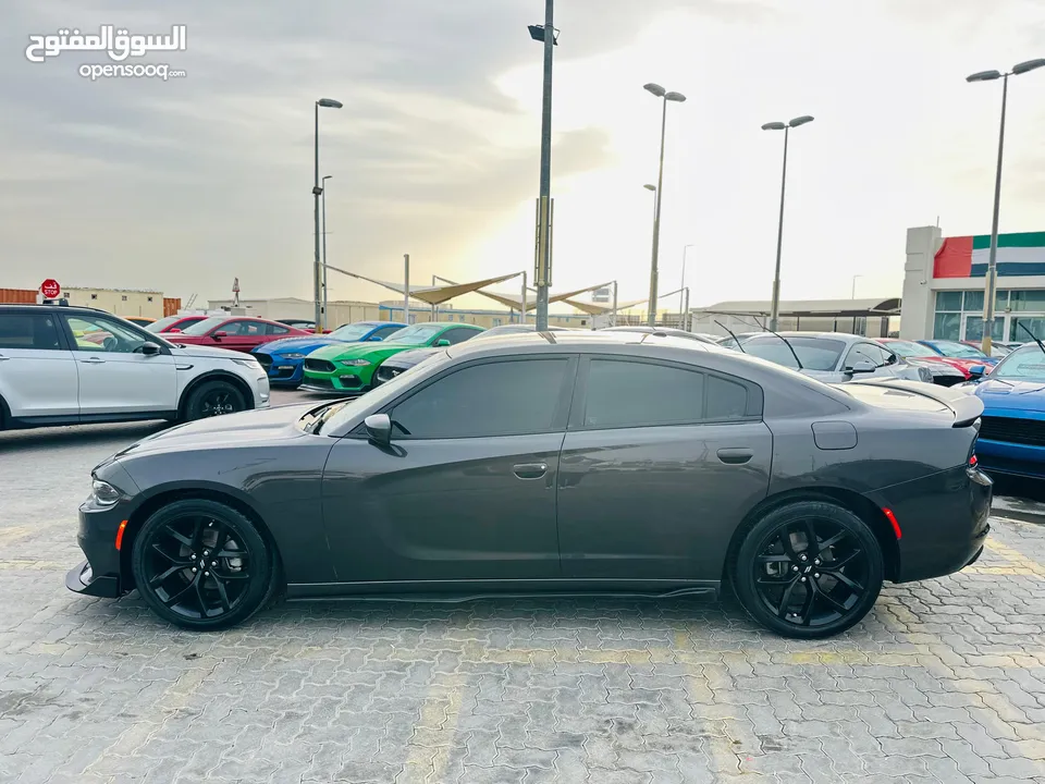 DODGE CHARGER SXT 2021