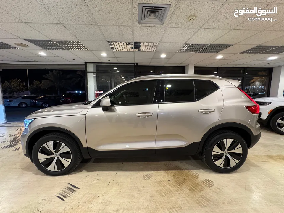 2023 Volvo XC40