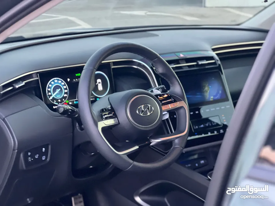هونداي توسان/2022 فل الفل بدون فتحة سقف  2x4 ///240Hp بنزين + كهرباء  ( Haybrid) 1600cc