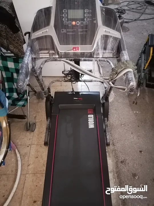 جهاز مشي استعمال خفيف حالة ممتازة جدا للبيع