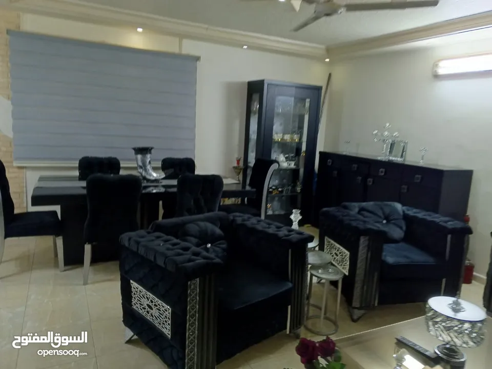 شقة  ارضيه للبيع