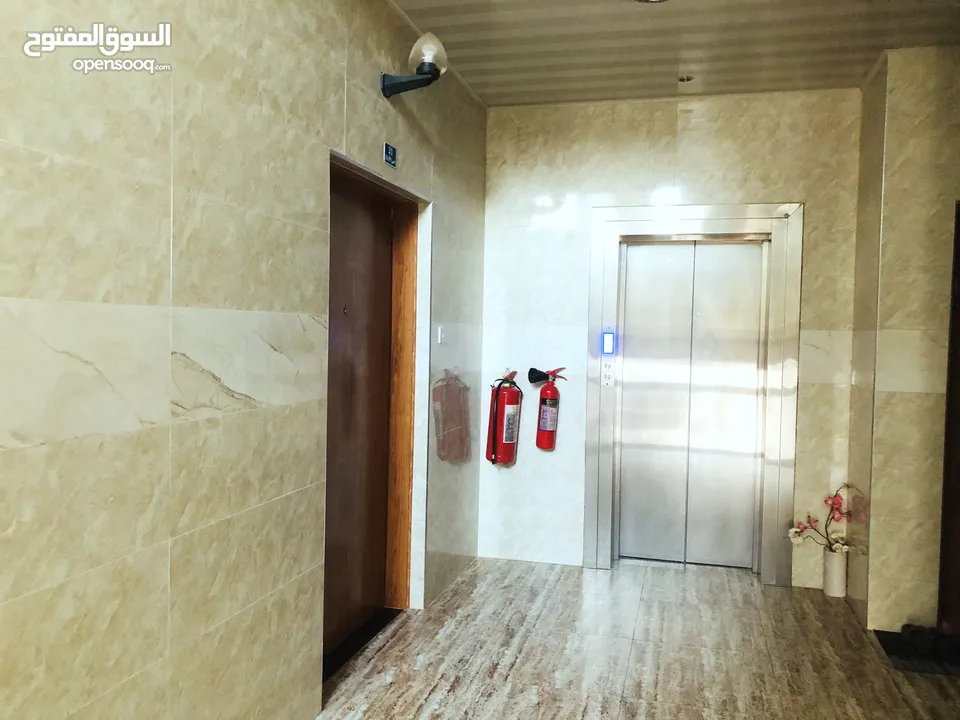 Sunlight & Airy 3 Bedroom with Semi Furnished Flat in Tubli.