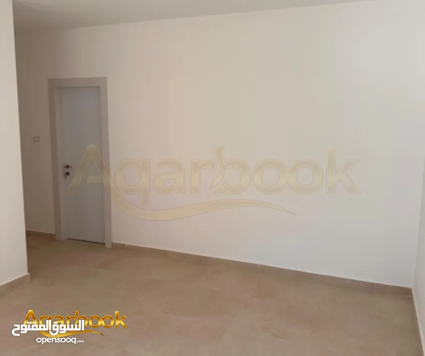 شقة مميزة للبيع في سطح مرحبا