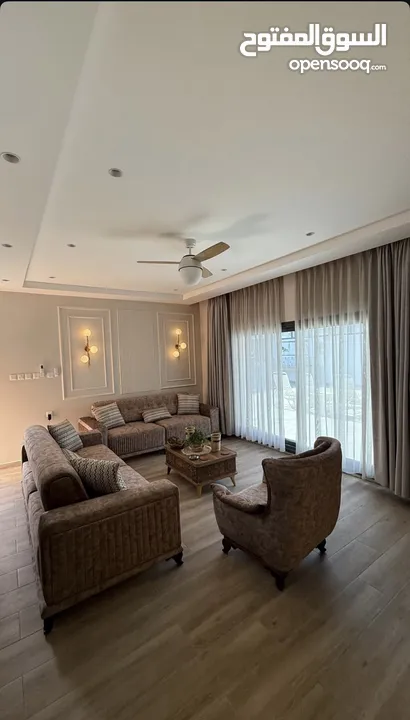شلّة شاليه    chillah chalet