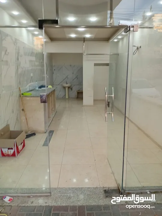 محل مميز للإيجار بموقع استراتيجي — لا تفوت الفرصة