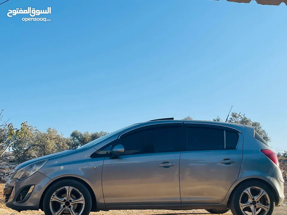 أوبل كورسا 2012