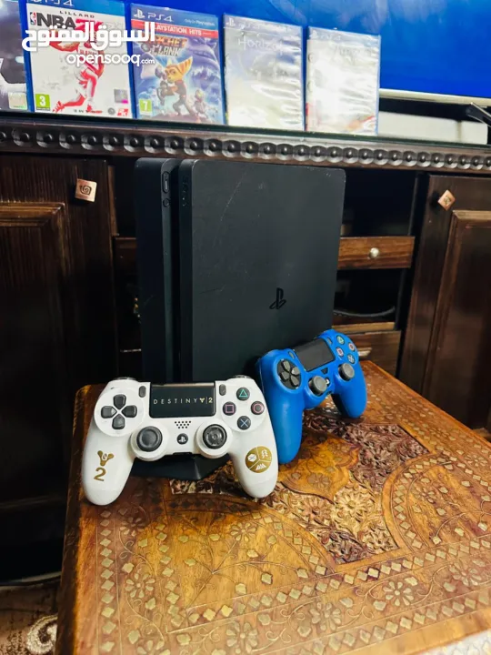 Playstation 4 Slim بلاستيشن 4 سلم