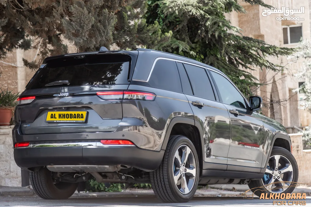 Jeep Grand Cherokee 2022 Limited Plug in hybrid 4xe  السيارة بحالة ممتازة جدا و قطعت