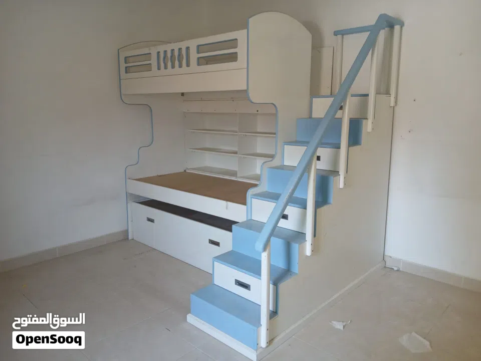 سرير اطفال طابقين