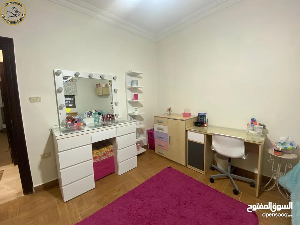 شقة أرضية فاخرة للبيع في خلدا العوجانية  - قرب جامع الهمشري 200م مع ترس امامي 70م تشطيب سوبر ديلوكس