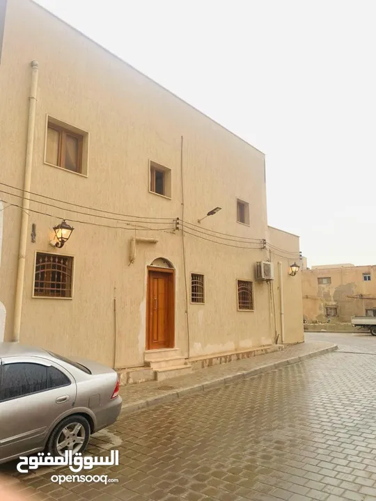 منزل للبيع في طرابلس المدينة القديمة باب البحر