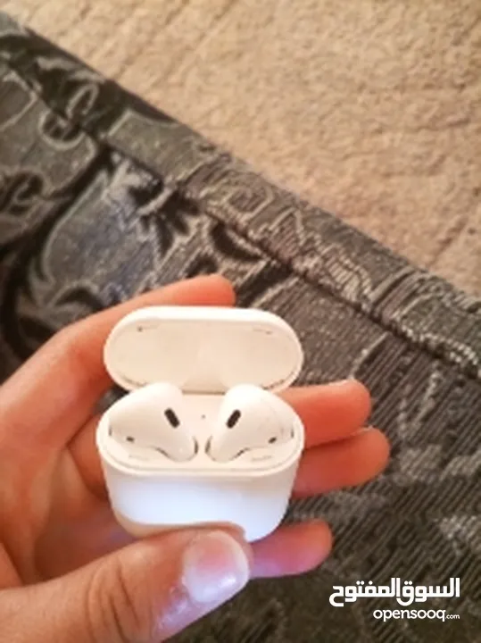 سماعات airpods