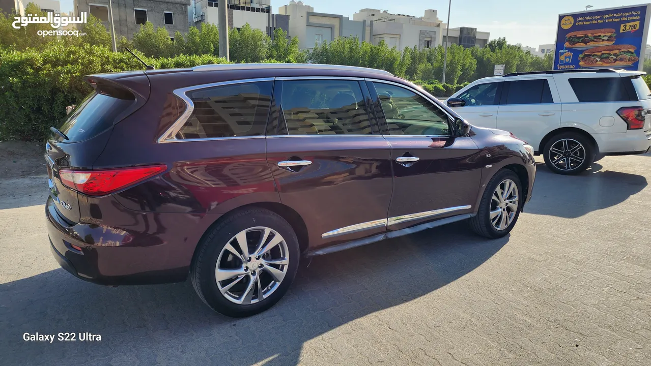 انفنتي qx60 للبيع موديل 2014 بحاله ممتازه.مالك اول عداد 61000