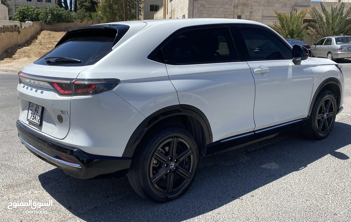 هوندا e.NS1 2023 لون ابيض