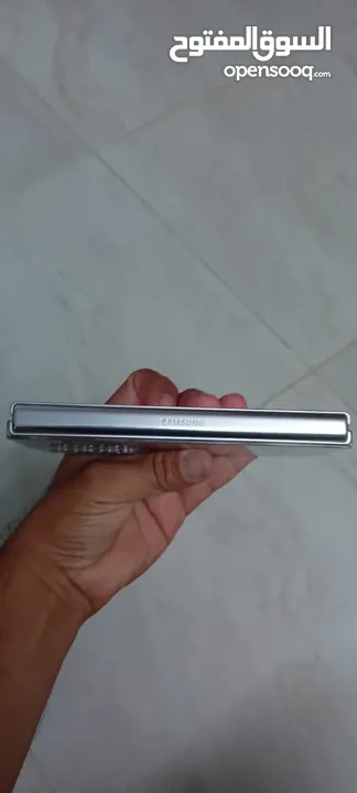 فولد 3 للبيع