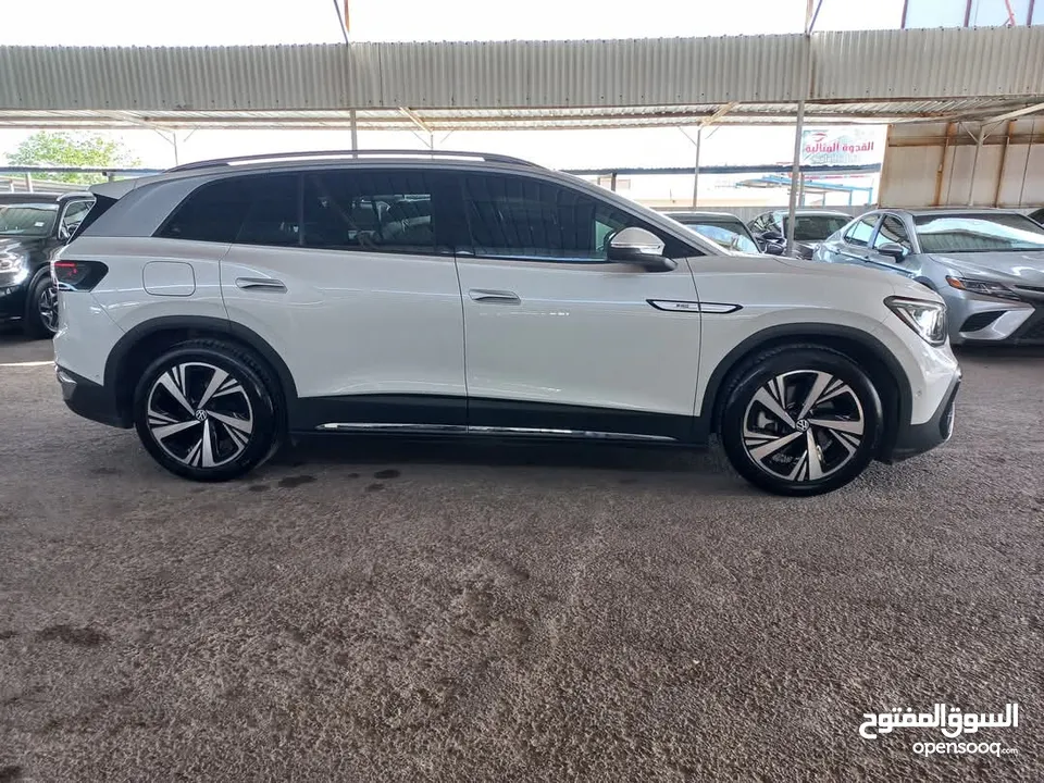 VOLKSWAGEN ID.6 PRO VIP 2023(فولكس فاجن )
