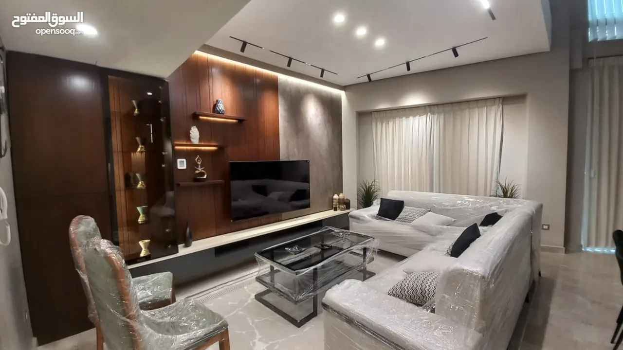 شقة مفروشة للايجار في العبدلي ( Property 39898 ) سنوي فقط