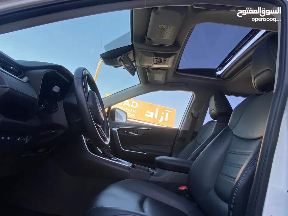 TOYOTA RAV4 XLE PREMIUM