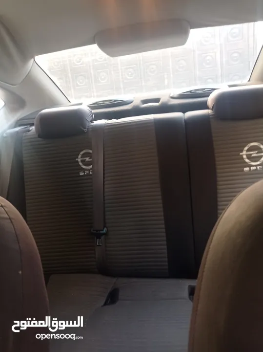سياره اوبل استرا سيدان 2013