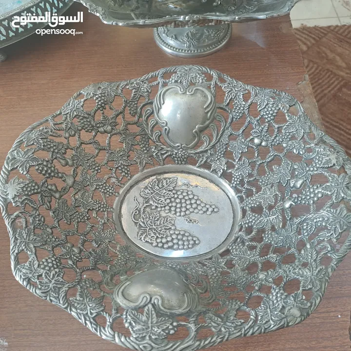 مجموعة أواني نحاس ملبس فضه نوادر  لاصحاب الذوق  الرفيع