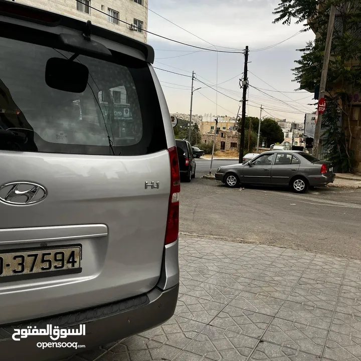 باص هونداي h1 - 2017 لون سيلفر