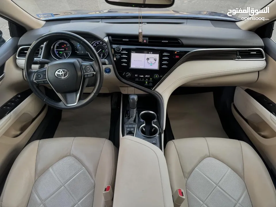 Toyota Camry 2018 XLE