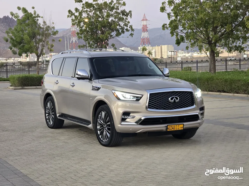 إنفينيتي QX80 رقم 1 فل ابشن موديل 2020 قطعت 86 الف كيلو متر