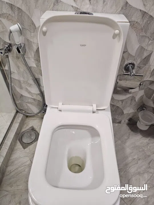 all bahrain working plumber electrician