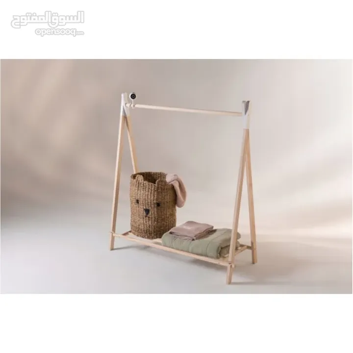 كاميرا متابعه الطفل وقياس  حراره  الغرفه بالصوت والصوره