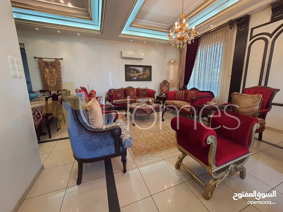 فيلا مع مسبح للبيع في الظهير بمساحة بناء 1200م