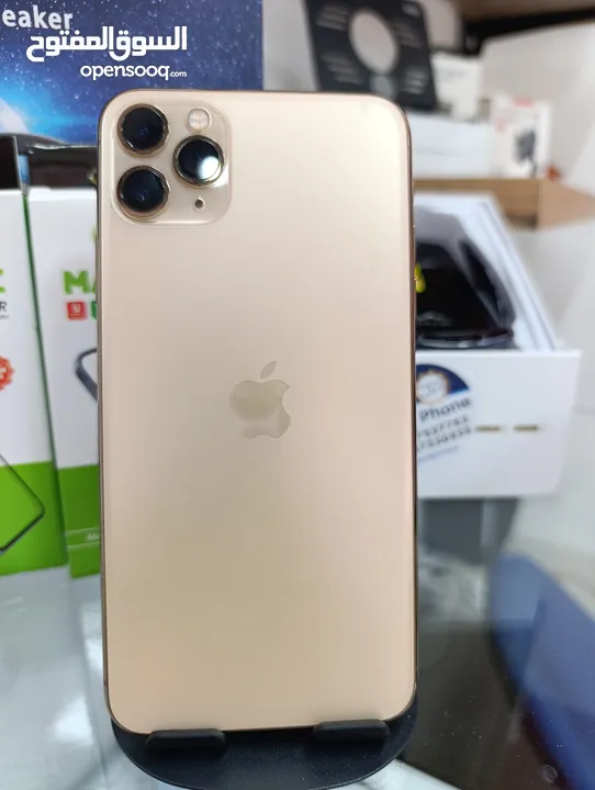 مستخدم iPhone 11 pro max