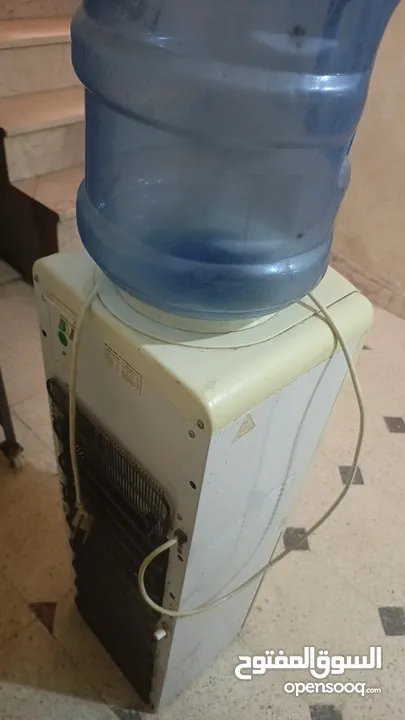 كولر ماء + مروحة + تخت بيبي