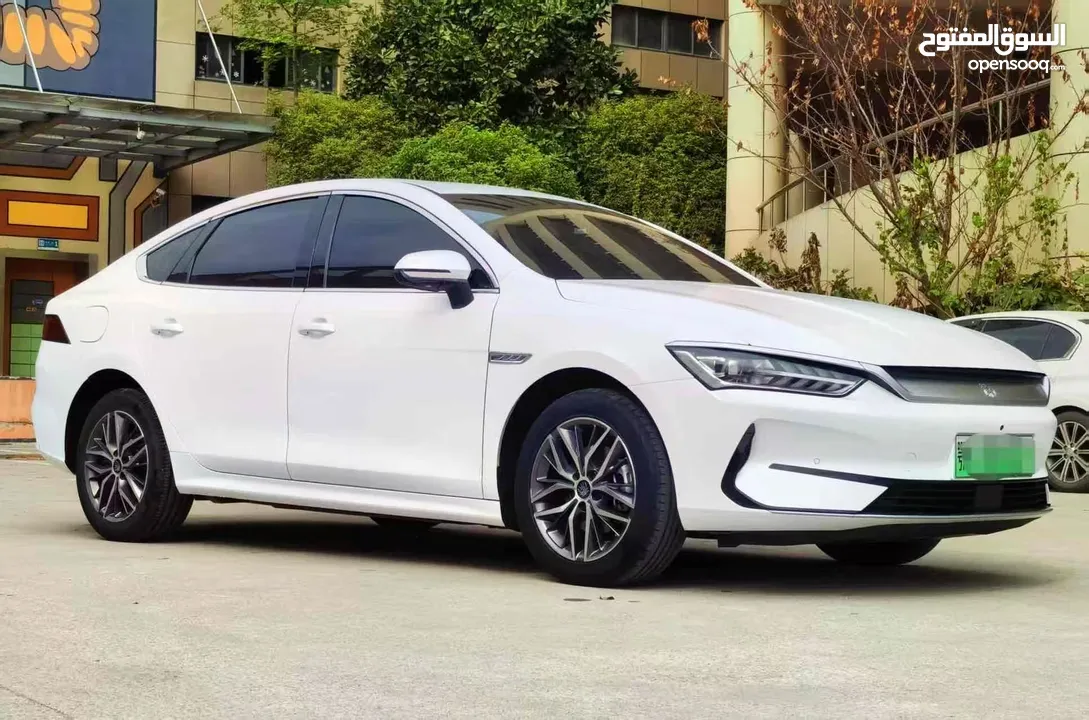 QIN PLUS EV 2022/2023 فل اضافات مع فتحة