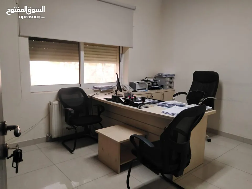 فيلا تجاري للايجار في افضل مواقع شارع مكة  تصلح لجميع الانشطة التجارية  الرقم المرجعي : 12131