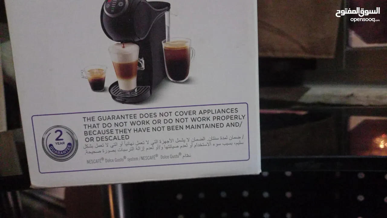 مكينة قهوة للبيع ماركة DOLCE GUSTO من  نسكافيه شبه جديده استعمال خفيف جدا بسعر مغري