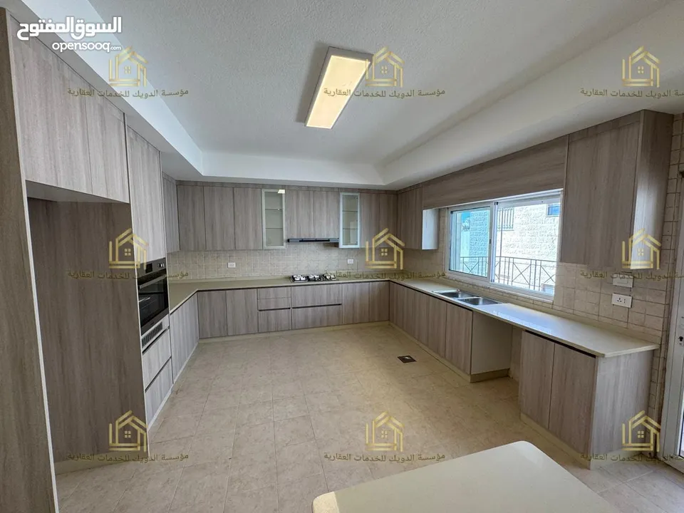 شقة فاخرة - دير غبار - 4نوم 2ماستر - 380م - مطبخ فاخر - فايربليس - قرب الخدمات