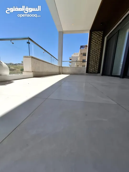 شقة مفروشة فاخرة بتصميم عصري اعلان رقم (O459)