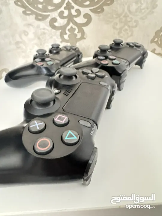 إيد بلايستيشن4  ذراع تحكم بلايستيشن4 playstation4 controller  مستعمل بحال الوكالة نظيفة جدا عالفحص