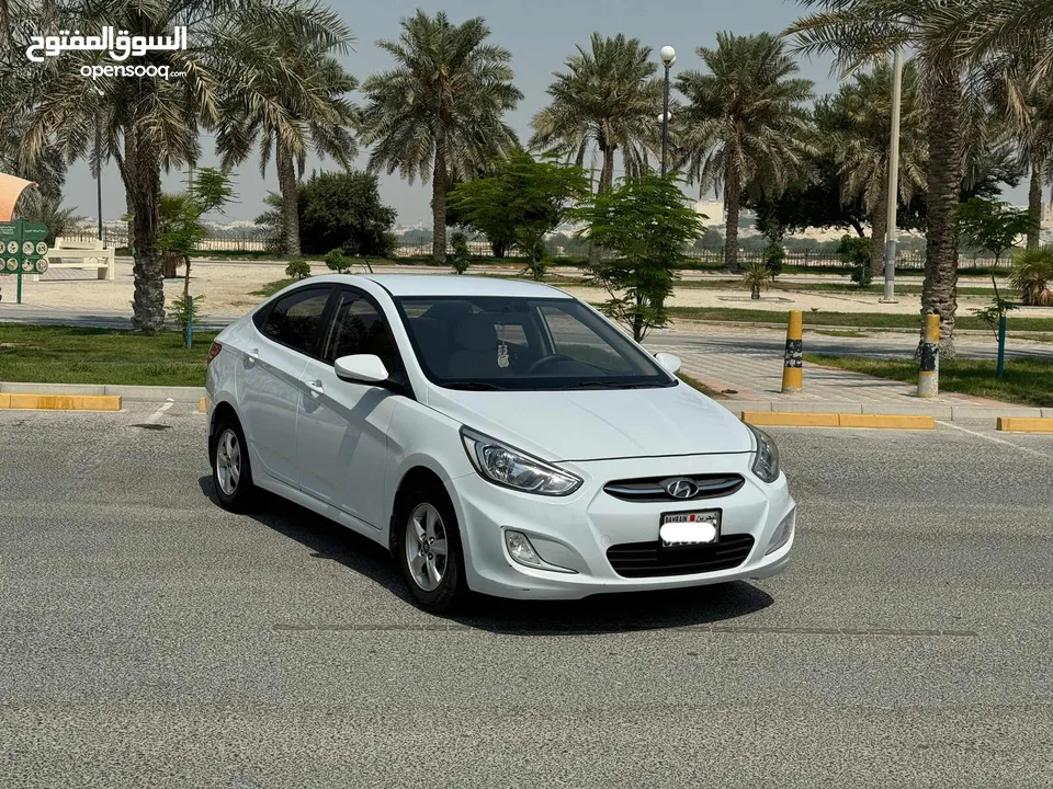 Hyundai Accent 2018 (White)