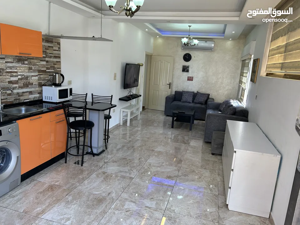 كوزمو السابع استديو مفروش للايجار