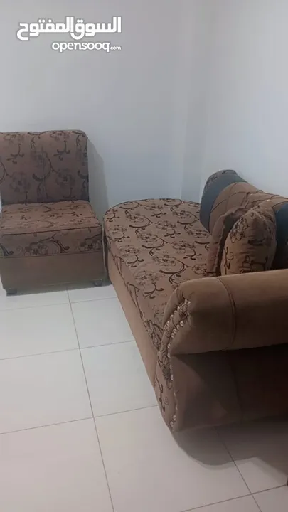 طقم كنب كورنر مستعمل بحاله جيده للبيع
