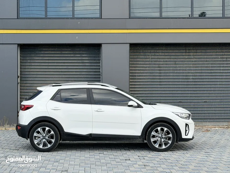 كيا ستونيك 2024 فل إضافات