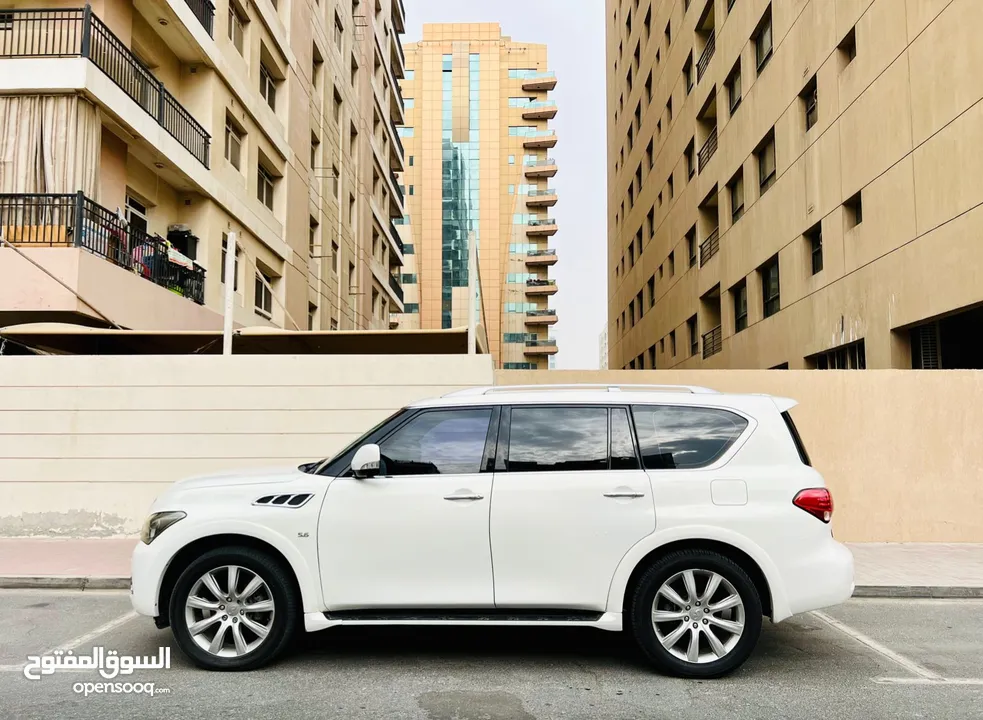 An Amazing And Clean INFINITI QX80 WHITE 2014 TOP OF THE RANGE GCC WITH RADAR