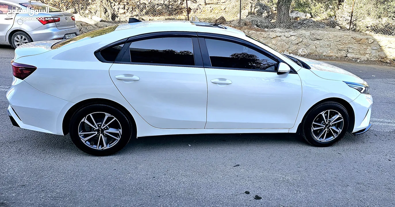 كيا سيراتو 2022 محرك 1600 جير اوتماتيك فحص ممتاز