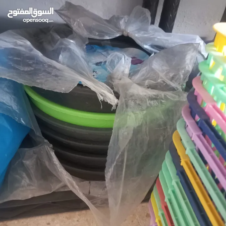 لقطة لقطه لقطه  بضاعه محل نثريات واكسسوارت وادوات منزليه والعاب للبيع المستعجل