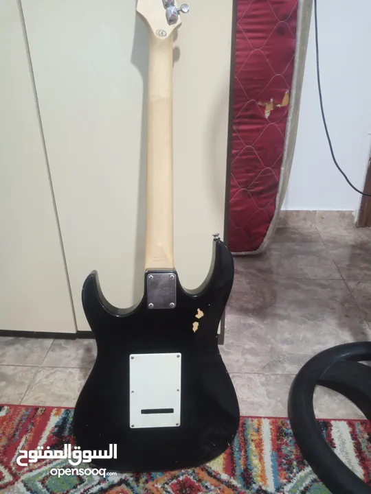جيتار ibanez مستعمل