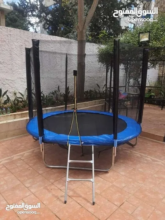 ترامبولين عدة أحجام